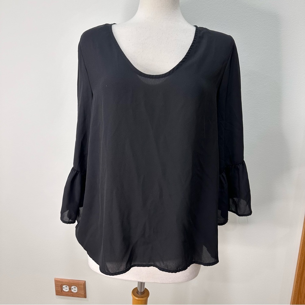 Como Vintage Elegant Black Blouse